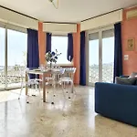 Apartamento Parking,wifi, Netflix - Sunny Sea View Haven *