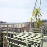 Apartment Parking,wifi, Netflix - Sunny Sea View Haven