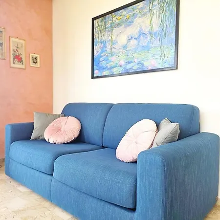 Parking,wifi, Netflix - Sunny Sea View Haven