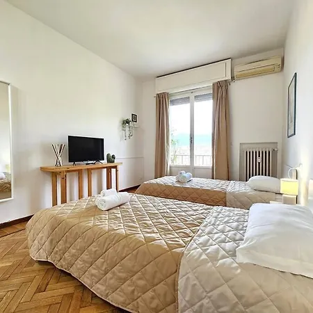 Appartement Parking,wifi, Netflix - Sunny Sea View Haven *