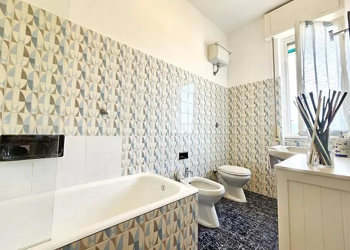 Parking,wifi, Netflix - Sunny Sea View Haven * Rapallo